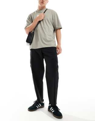 Selected Selected wide barrel fit cargo trouser in black