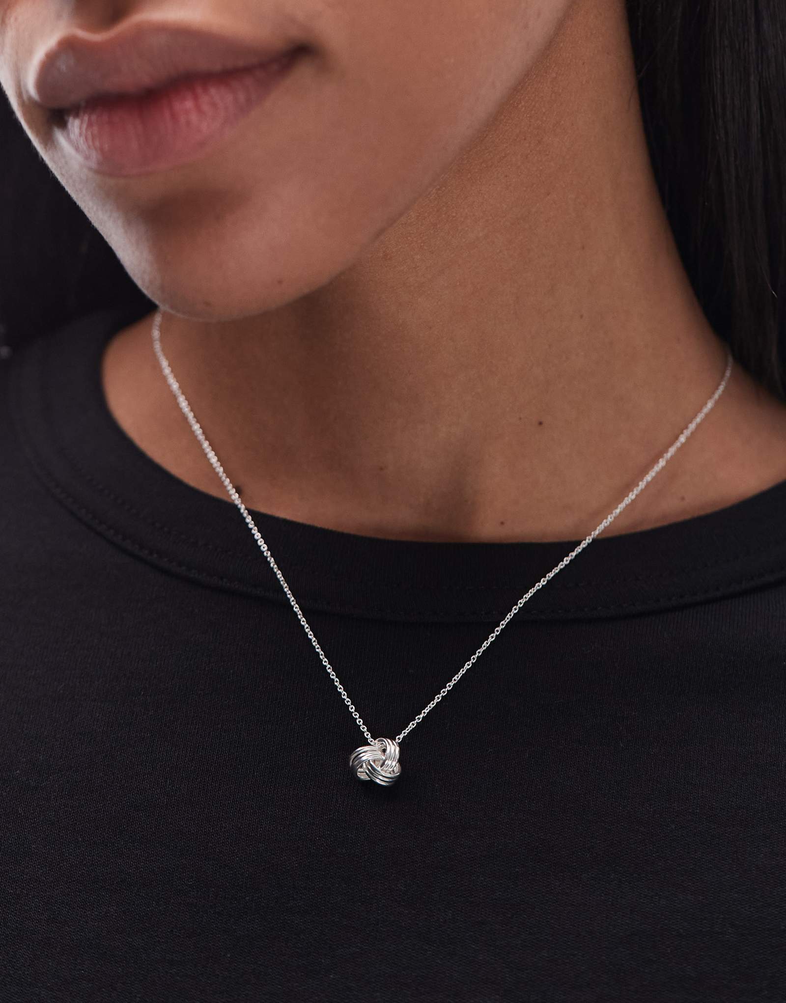 Ожерелье с подвеской Seol + Gold knot из чистого серебра