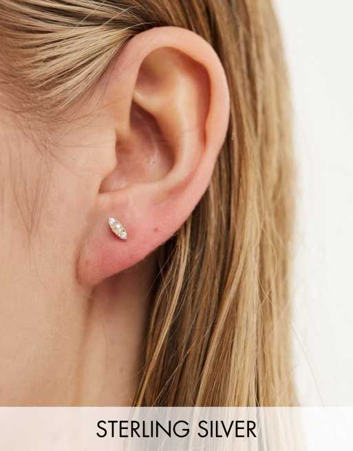 Seol + Gold - Orecchini a bottone in argento sterling con zirconia cubica e perla