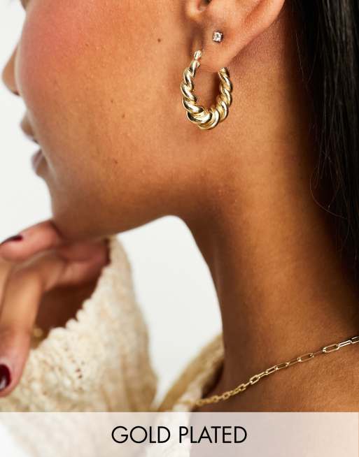 Seol + Gold – Ovala creoler i vermeil med 18k guldplätering och snurrad design