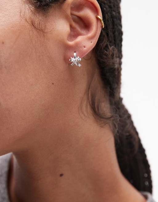 Seol + Gold – Små creoler i sterlingsilver med rosettdetaljer 