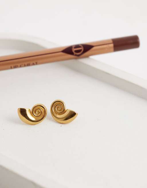 Seol + Gold – Stiftörhängen med 18K guldplätering och snäckdesign, 2 av 4