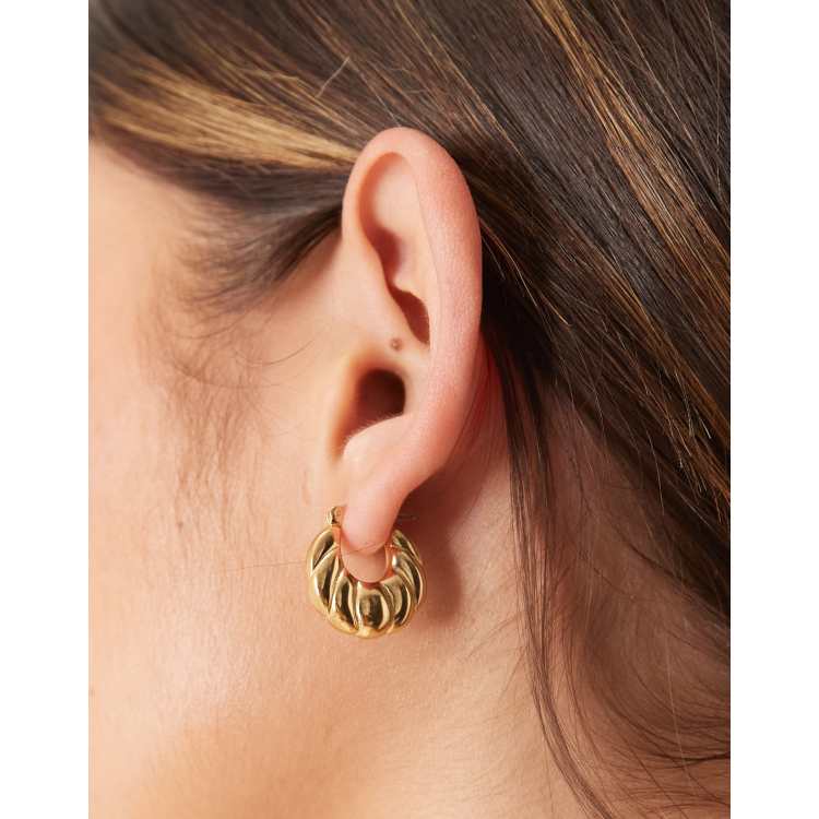 Seol + Gold vintage irregular hoop earrings in 18ct gold