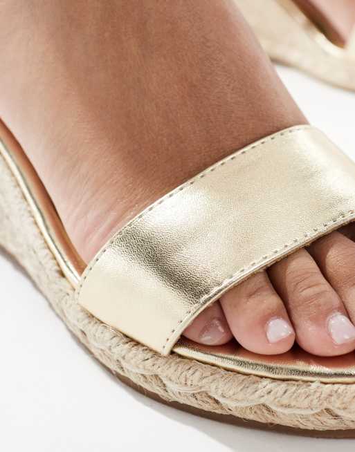 SEQWL Amber wedge heeled espadrilles in gold, 3 of 4