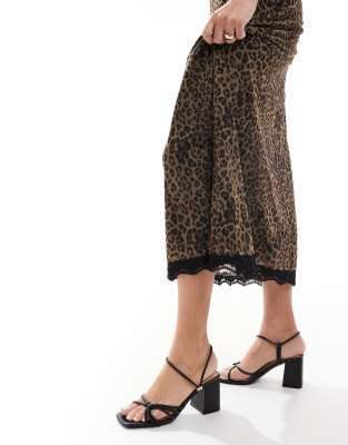 Seqwl Anise Strappy Block Heeled Sandals
