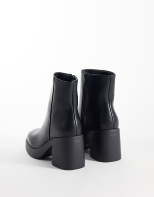 Seqwl Audi Chunky Ankle Boots In Black