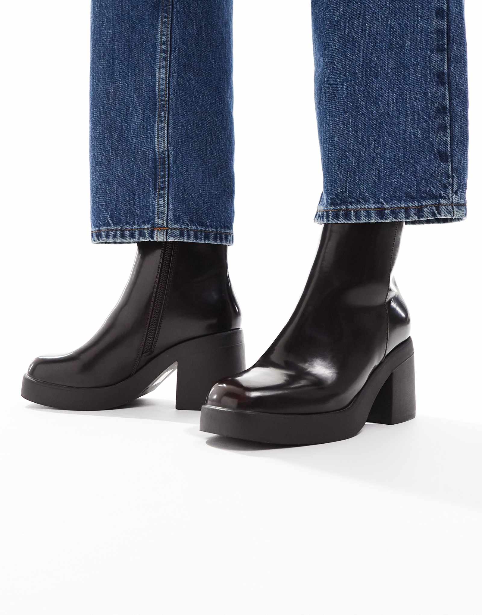 Массивные ботильоны SEQWL Audi коричневого цвета