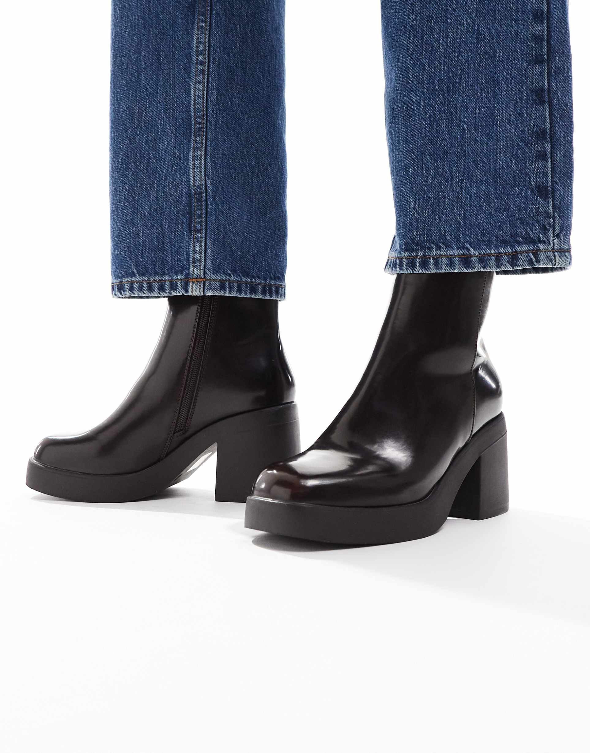 seqwl audi chunky ankle boots in brown