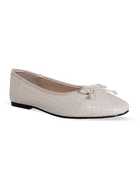SEQWL Ballet pumps flat ballerina shoes with bow detail in cream - view 1