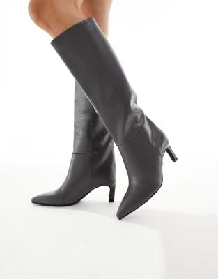  Benz knee high kitten heel boots in grey PU