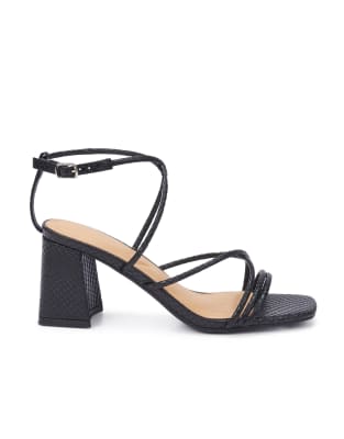  Block heeled sandals with buckle strap 