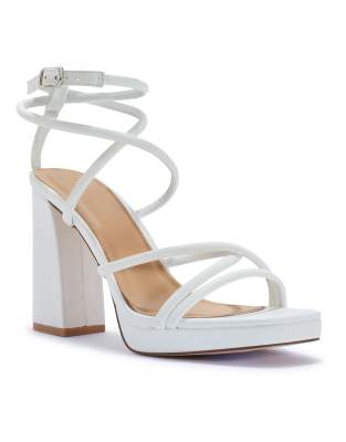  Block heeled strappy sandals with buckle strap 