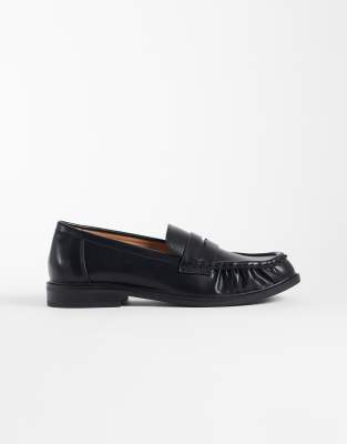 Seqwl Cadilliac Penny Loafers In Black