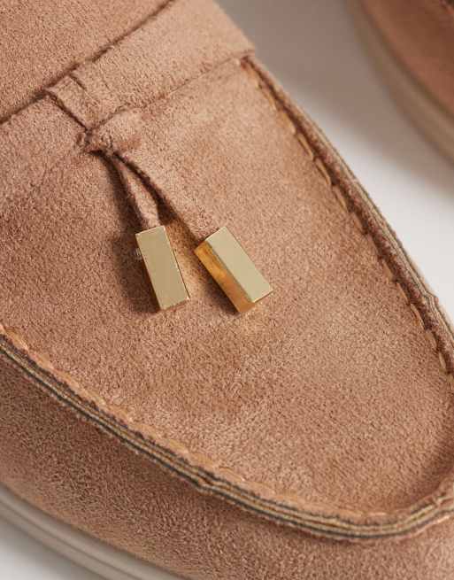 SEQWL – Camelowe loafersy bez pięt z imitacji zamszu z chwostami, 4 z 4