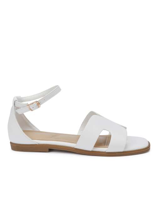 SEQWL Casual flat sandals with ankle strap closure in white