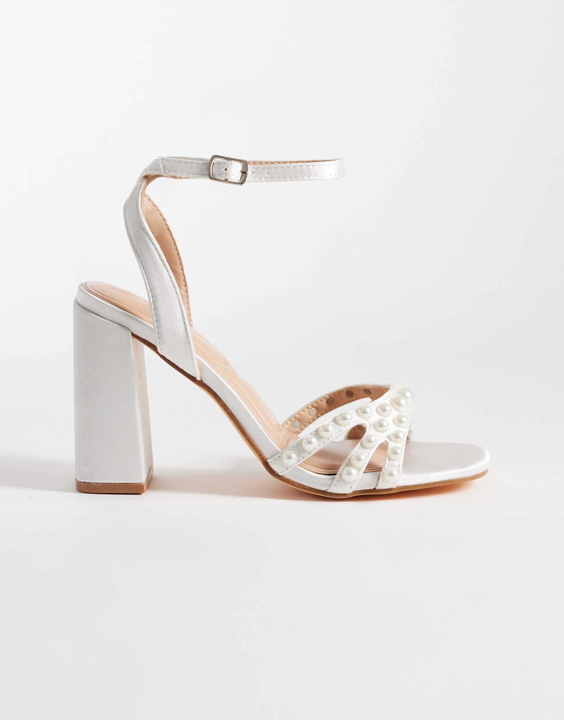 seqwl clark faux-pearl embellished block heeled sandals in white satin