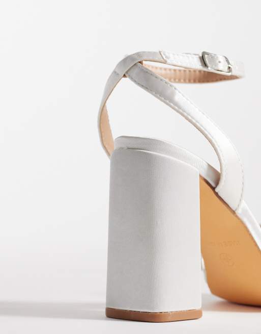 SEQWL Clark pearl embellished block heeled sandal in white satin, 3 of 4