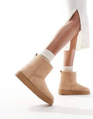 SEQWL cosy ankle boots in sand-Neutral