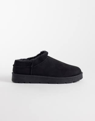 Seqwl Cosy Micro Boots In Black