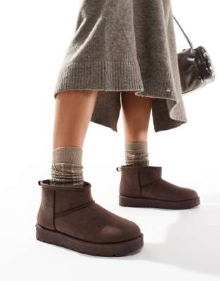 SEQWL SEQWL cosy mini ankle boots in chocolate-Brown