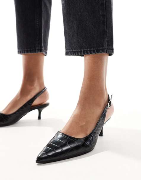 SEQWL – Czarne buty na obcasach kaczuszkach z paskiem za piętą i noskami w szpic - view 1