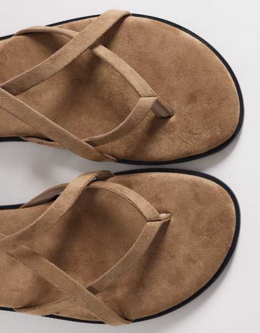 SEQWL – Flache Riemchensandalen aus Wildlederimitat in Taupe mit Schnalle, 2 von 4