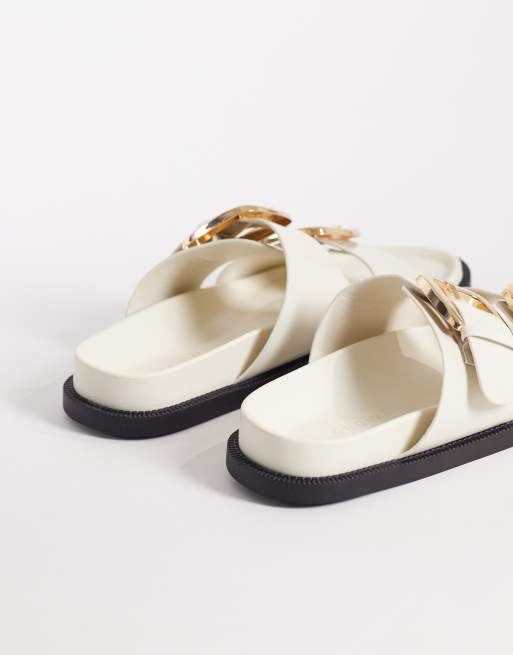 SEQWL – Flache Sandalen in Knochenweiß mit zwei Schnallen, 3 von 4