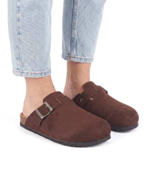 SEQWL Flat heel slip-on clog mule sandals in chocolate, 4 of 5