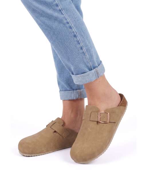 SEQWL Flat mule clogs open back slip ons with buckle detail in beige, 4 of 5