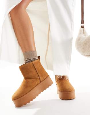 SEQWL SEQWL flatform boots in tan-Neutral