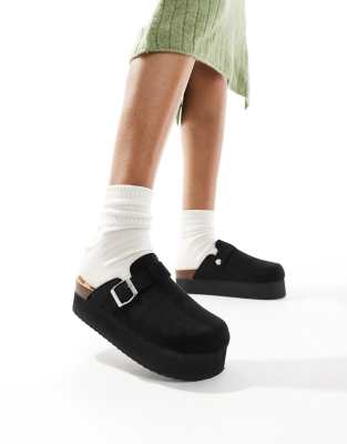 flatform clogs in black