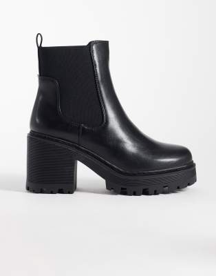 Seqwl Fuzzy Chunky Chelsea Boots In Black