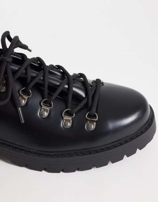 SEQWL Gaston low hiker boot in black, 2 of 4