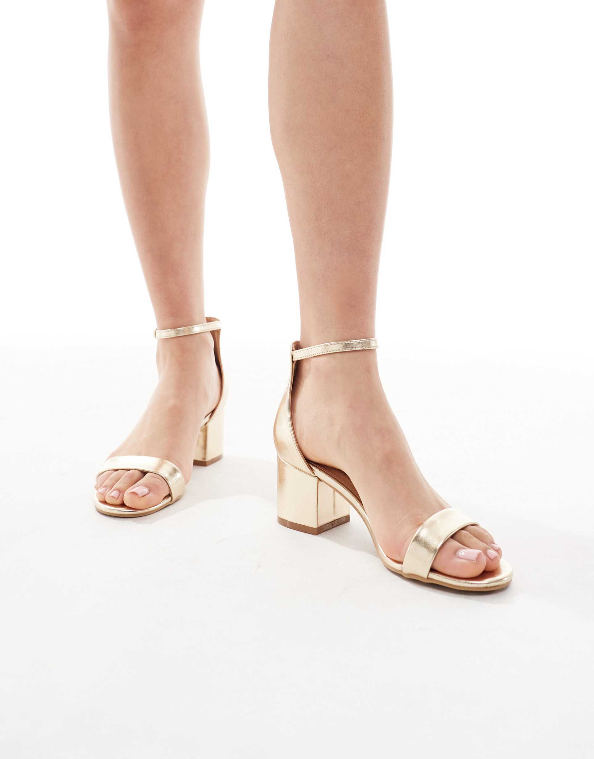 seqwl hallie heeled sandals in gold pu