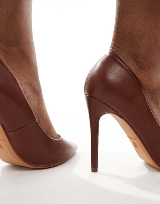 SEQWL Hamilton pumps in burnished brown