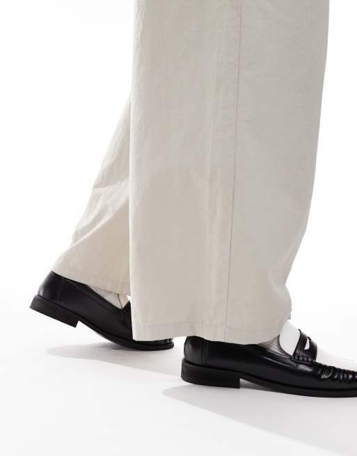 SEQWL Hero contrast loafers in black