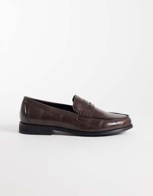 Seqwl Hero Croc Ruched Detailing Loafers In Brown
