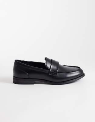 Seqwl Hero Loafers In Black
