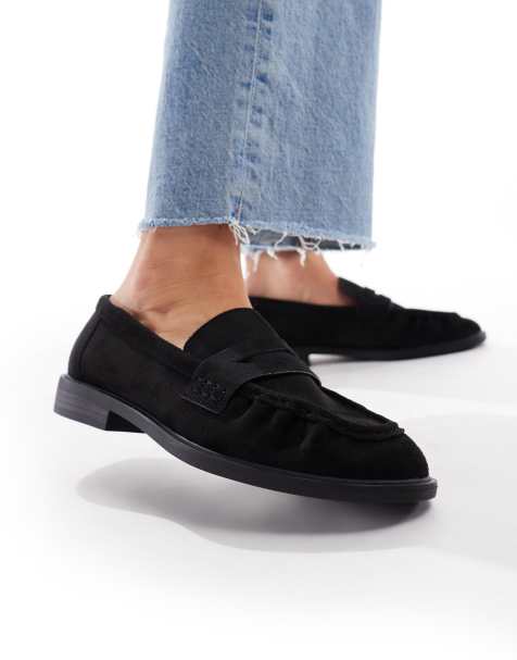 SEQWL – Hershe – Loafer aus Wildlederimitat in Schwarz mit Raffung - view 1