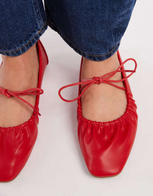 SEQWL - Iris - Ballerines plates larges et froncées avec lien - Rouge doux en PU, 3 de 4