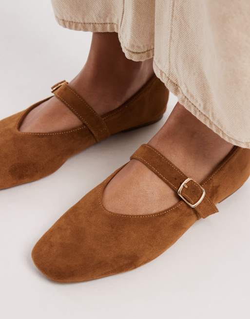 SEQWL Iris high vamp ballet flat with buckle detail in Tan, 3 of 4