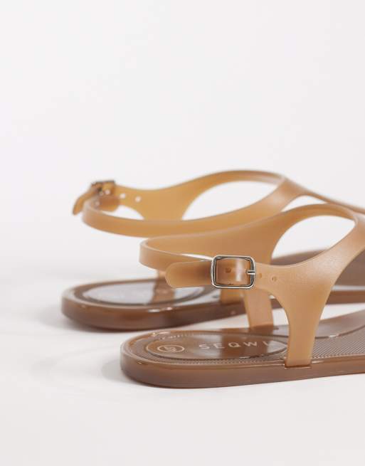 SEQWL jelly thong sandals with buckle detail in brown, 4 of 4