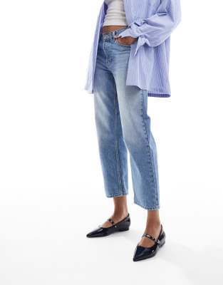 Seqwl Jordan Pointed Toe Balelt Flats In Black