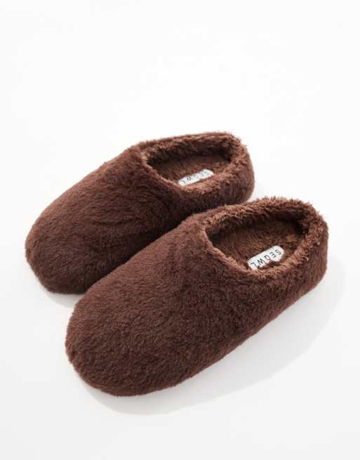 SEQWL – Kastanjefärgade, fluffiga mules, 2 av 4