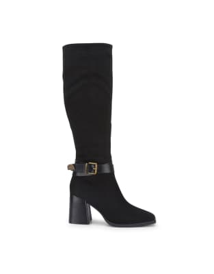  Knee high boots with buckle strap 