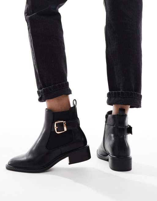 SEQWL – Latte – Svarta, eleganta chelseaboots med spännen, 2 av 4