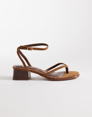  low block heeled sandal in tan micro