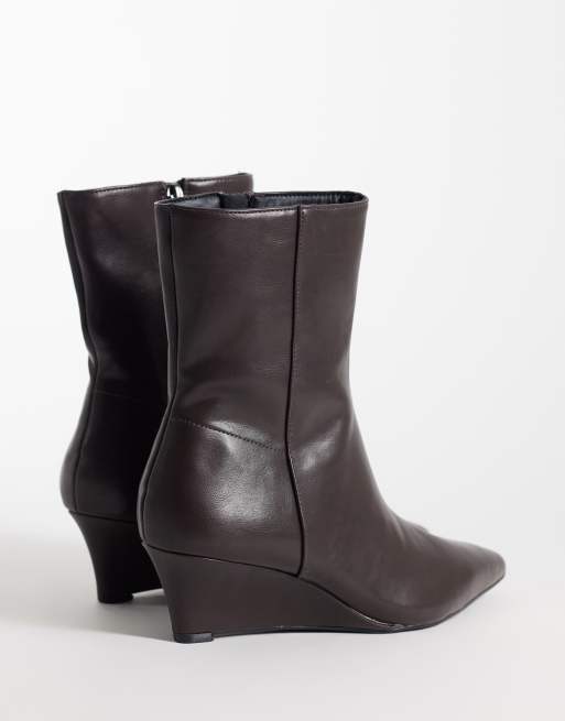 SEQWL Lumiere refined wedge heel ankle boots in chocolate brown, 3 of 4