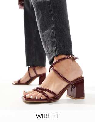 mid block heel sandals in burgundy-Red