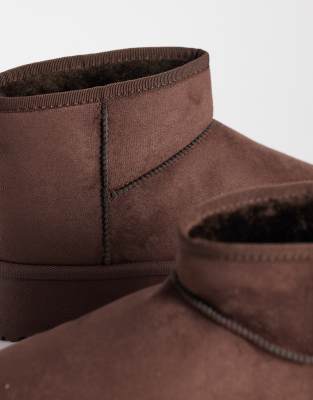 Seqwl Mini Flatform Boots In Brown